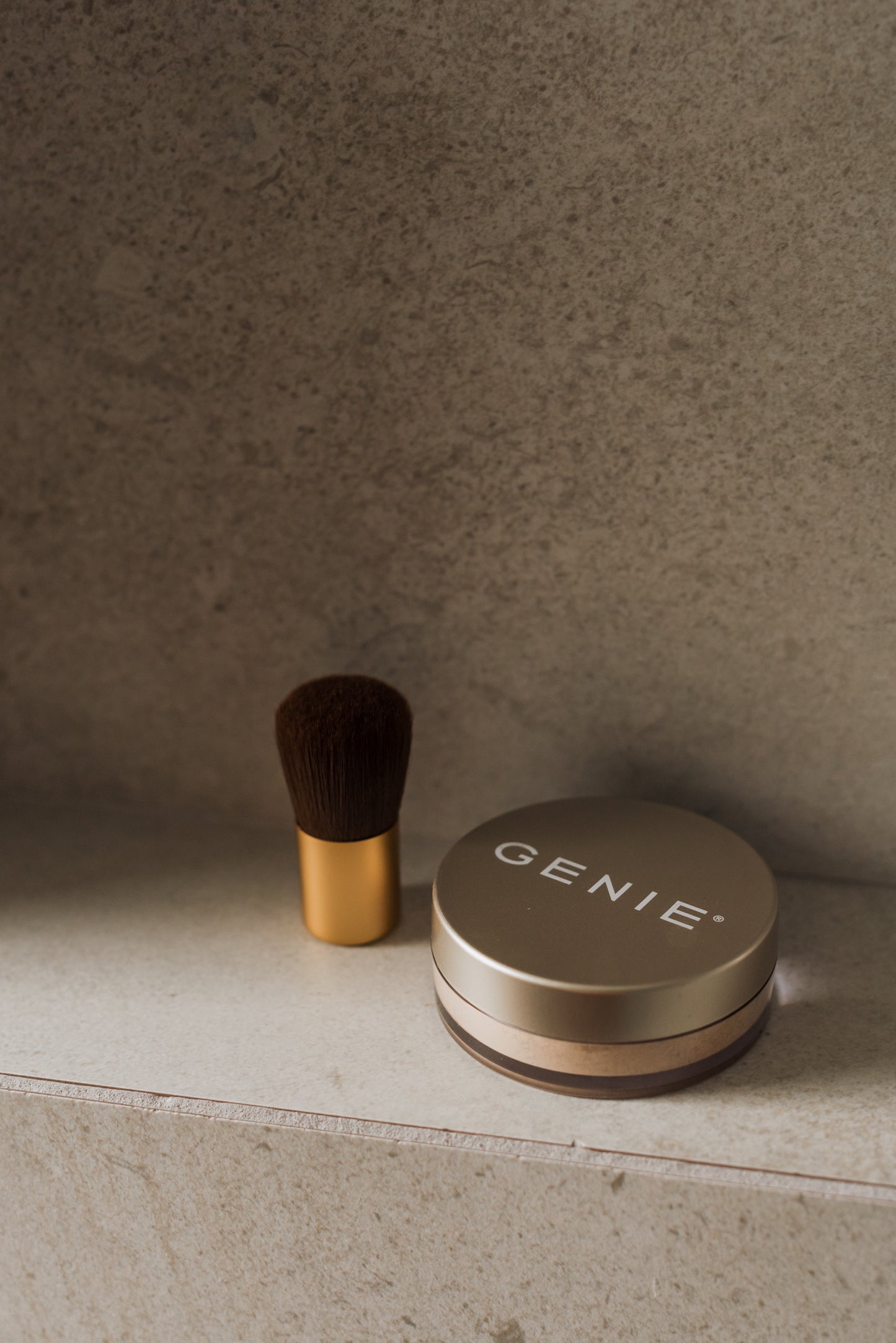 NUTRATANICALS Mineral Foundation with Kabuki Brush
